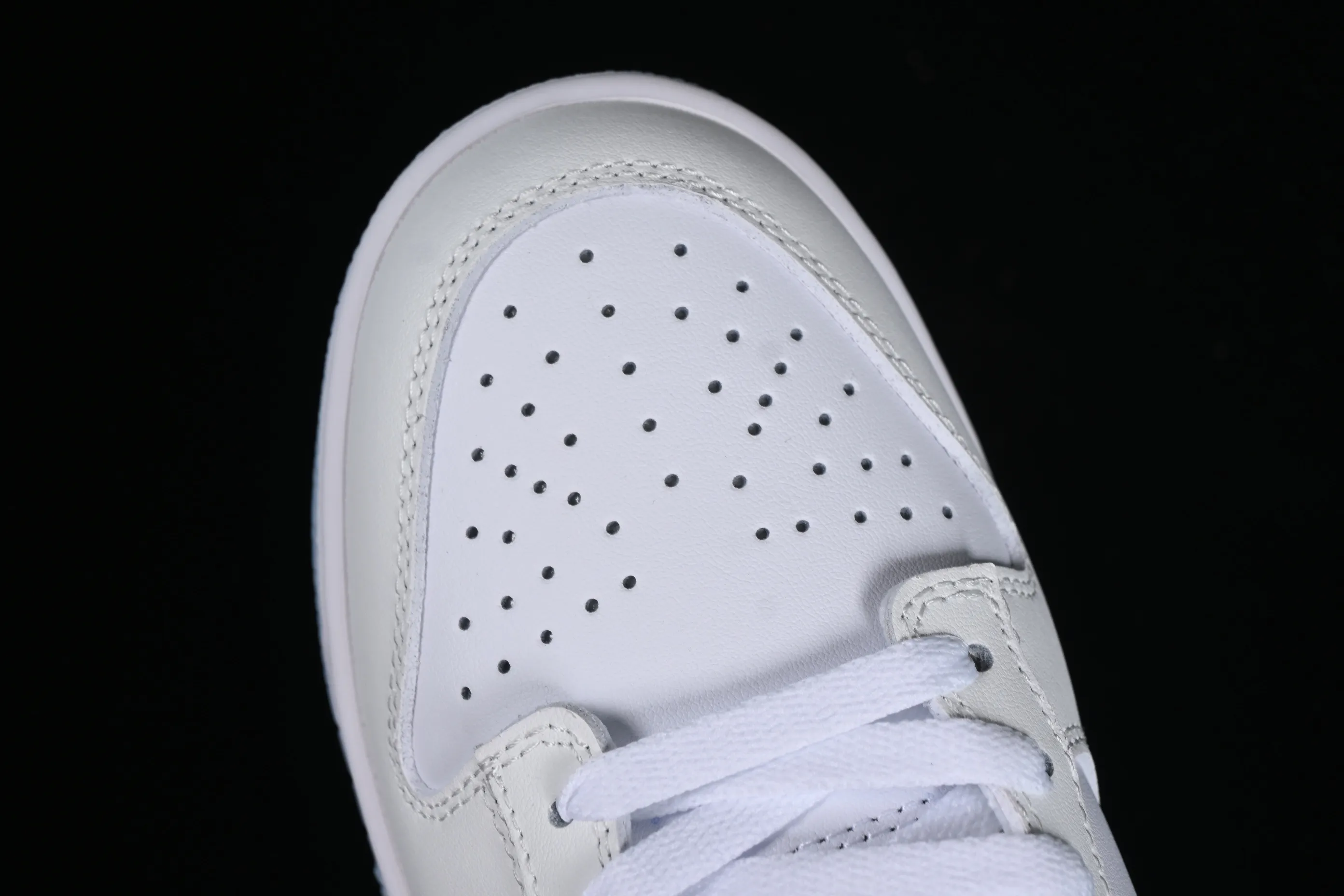 All categories Nk SB Dunk series Nk SB Dunk Low low-top sneakers Nk SB Dunk Low light white blue SB low-top casual sneakers DV0831-109